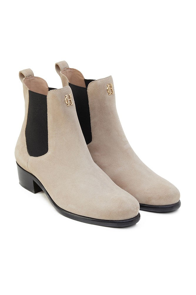 Chelsea Boot                             Taupe Suede