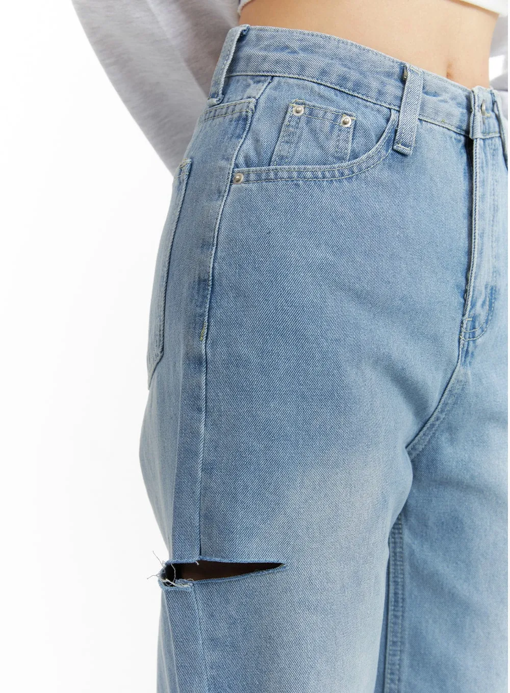 Cut Out Washed Straight Jeans OM421