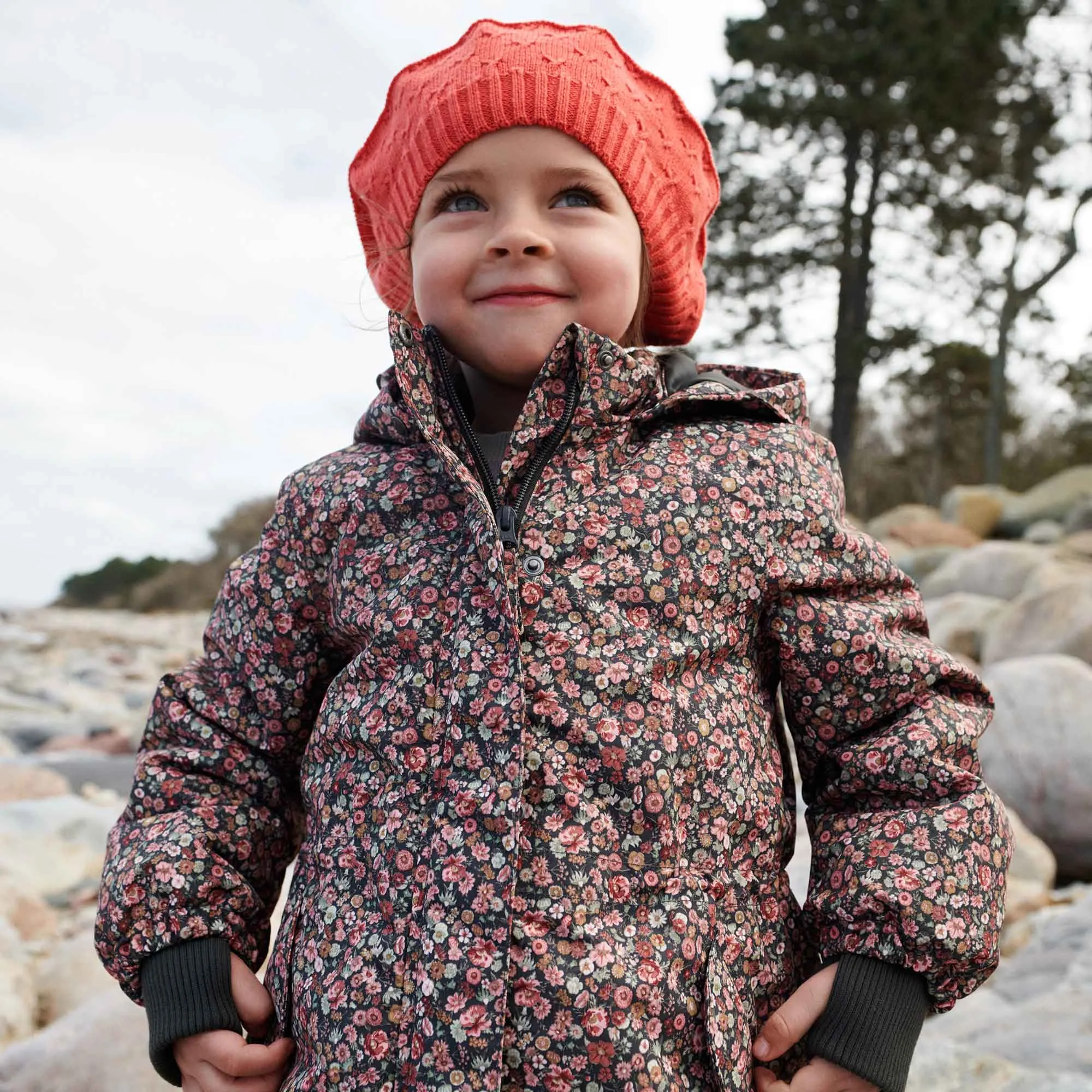 Jacket Tove Tech - raven wild flowers