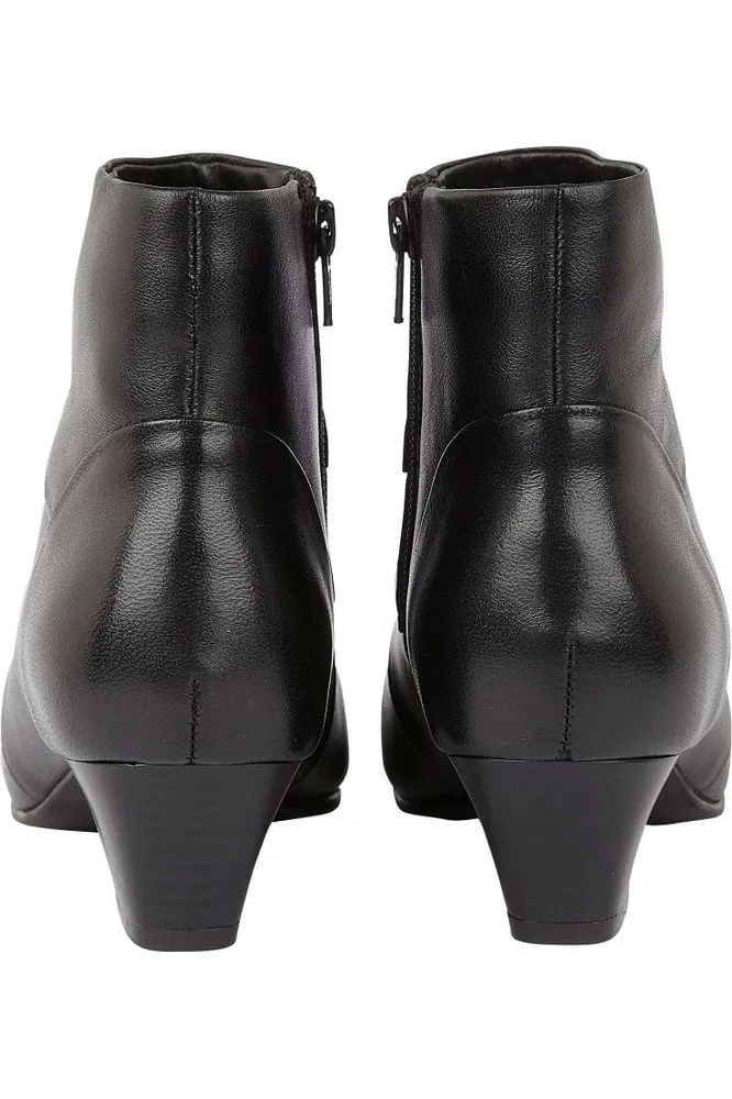 Lotus Tara Ladies boots in Black Leather