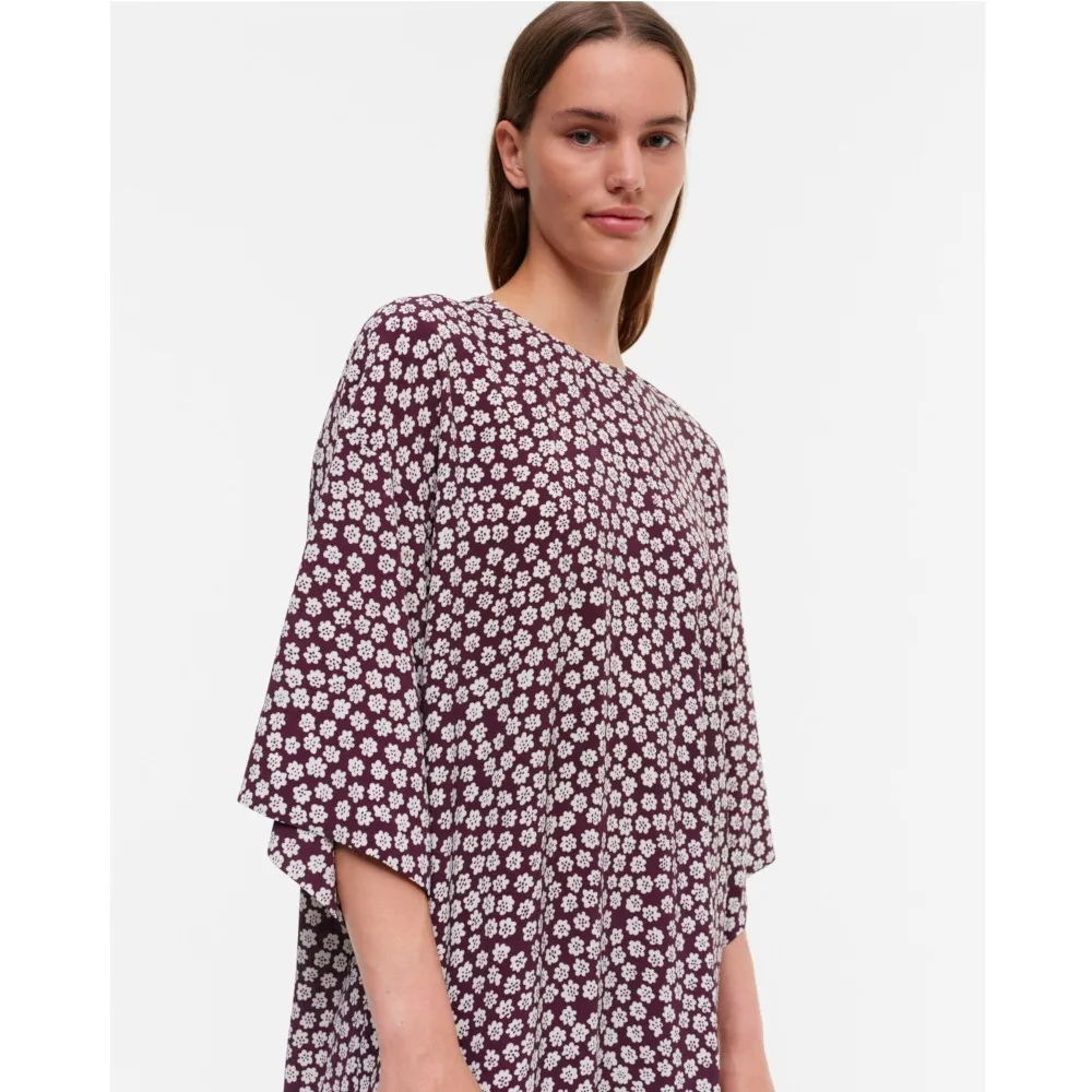 marimekko  |Crew Neck Flower Patterns Cropped Medium Tunics