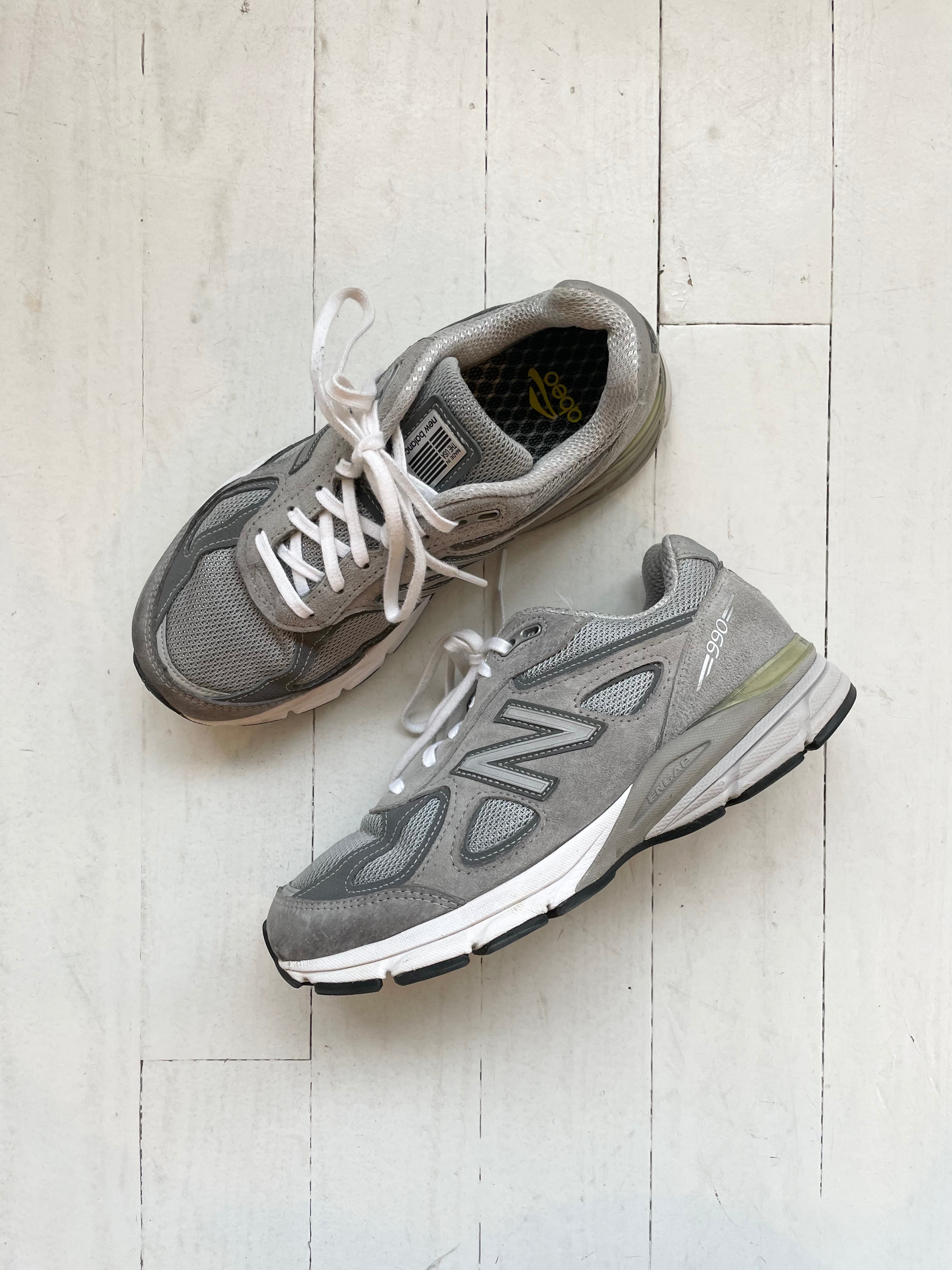 New Balance 990v4 Trainers