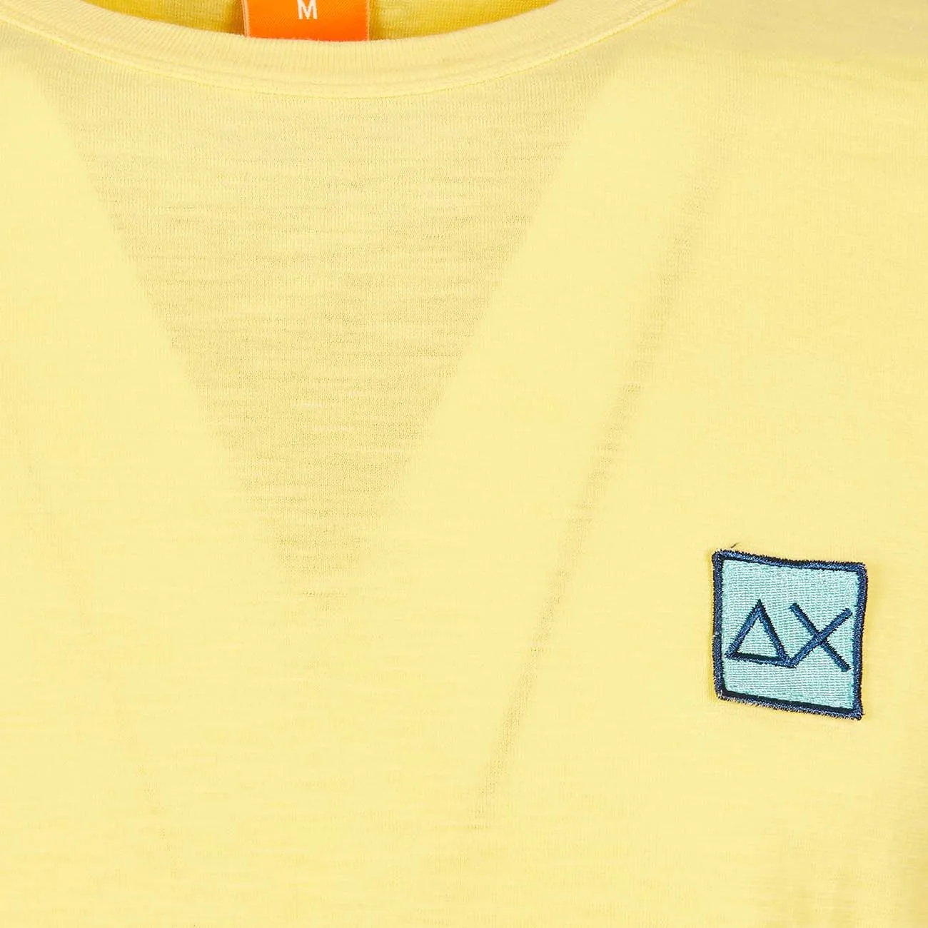 T-SHIRT CON CUCITURE A CONTRASTO E LOGO PATCH Uomo Giallo Sole