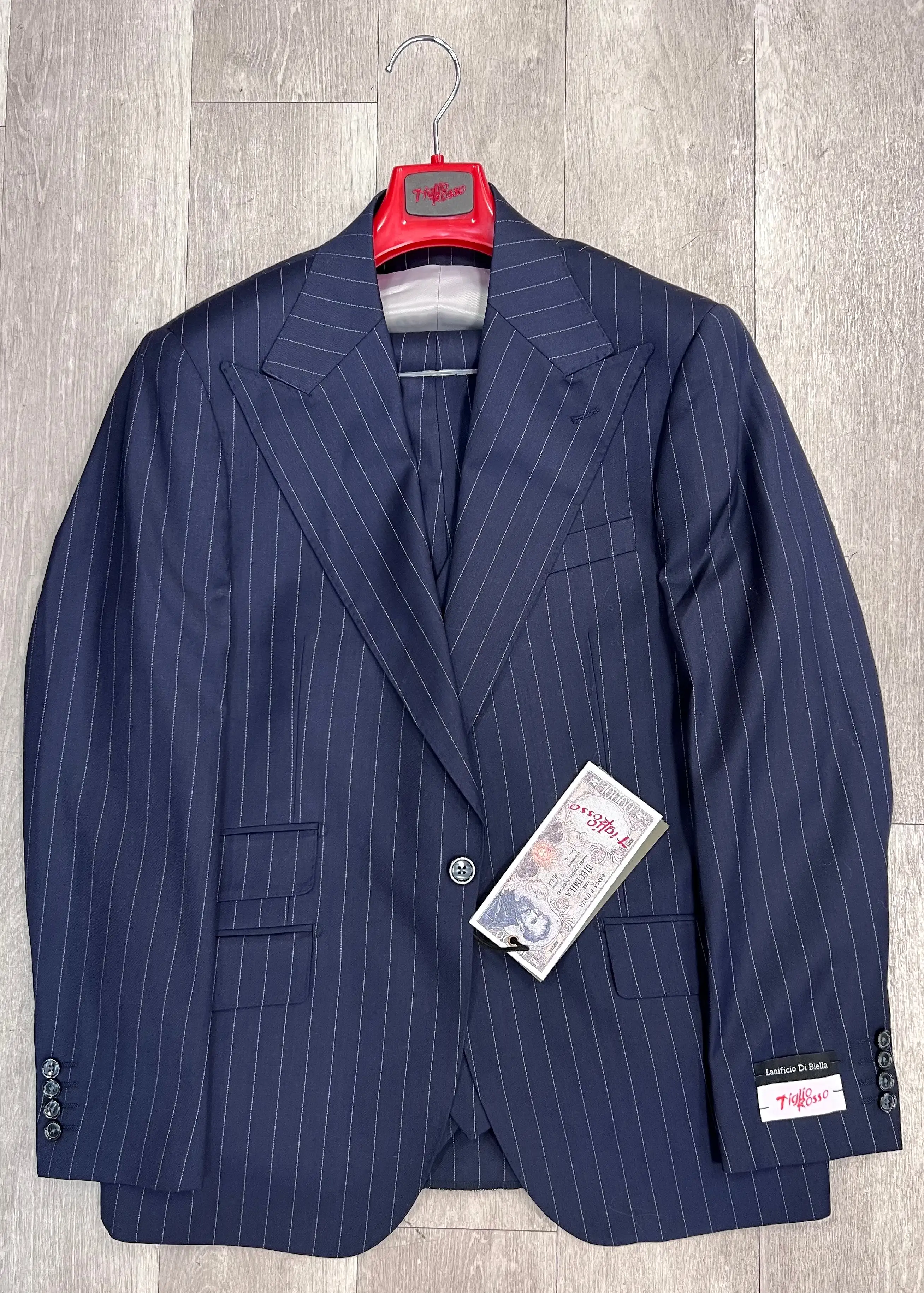 Tiglio Rosso Orvietto/Vest Navy Pinstripe TL5062