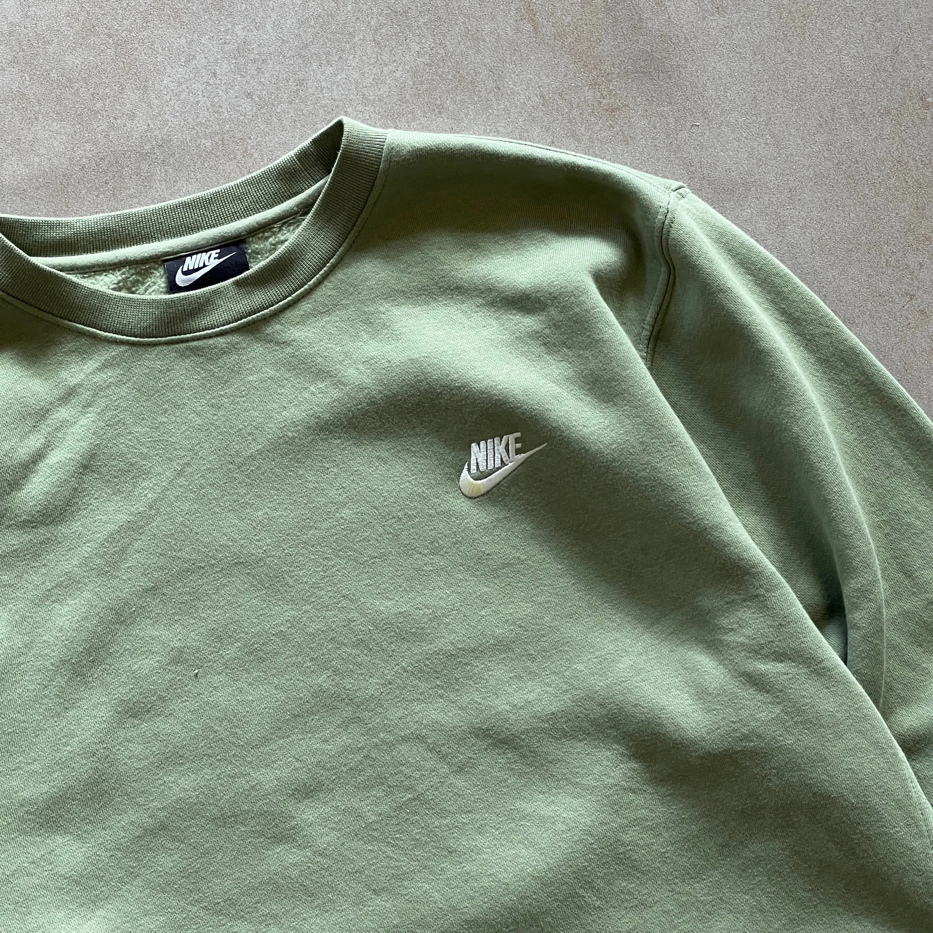 Vintage Nike Logo Script Green Sweater - M