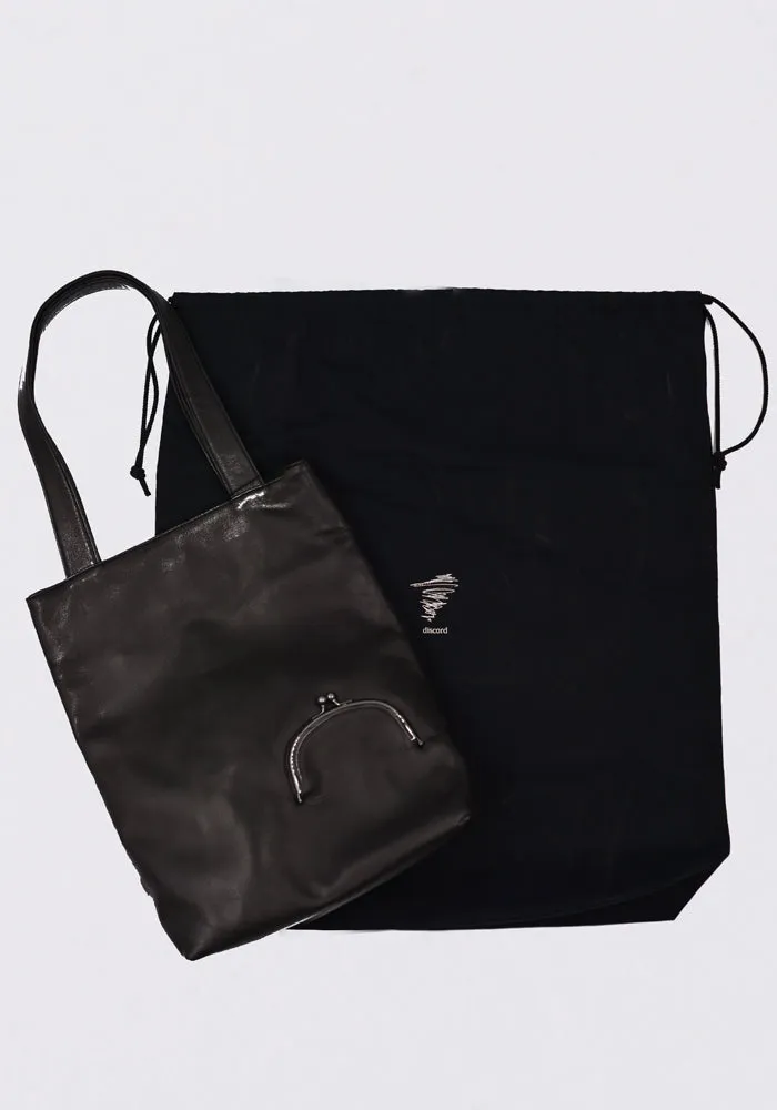 YOHJI YAMAMOTO DISCORD DG-I05-709-1-02 CRASP TOTE BAG BLACK